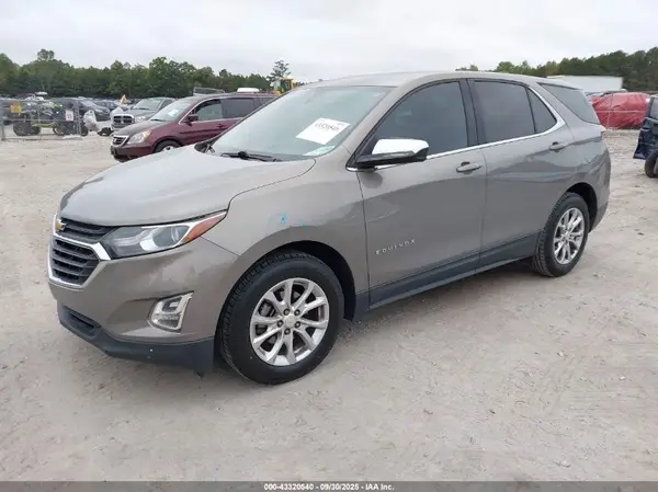 3GNAXJEV4JS578632 2018 CHEVROLET EQUINOX - Image 2