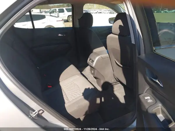 3GNAXJEV4JS581496 2018 CHEVROLET EQUINOX - Image 8