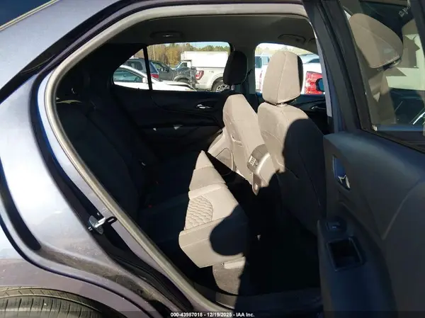 3GNAXJEV4JS582955 2018 CHEVROLET EQUINOX - Image 8