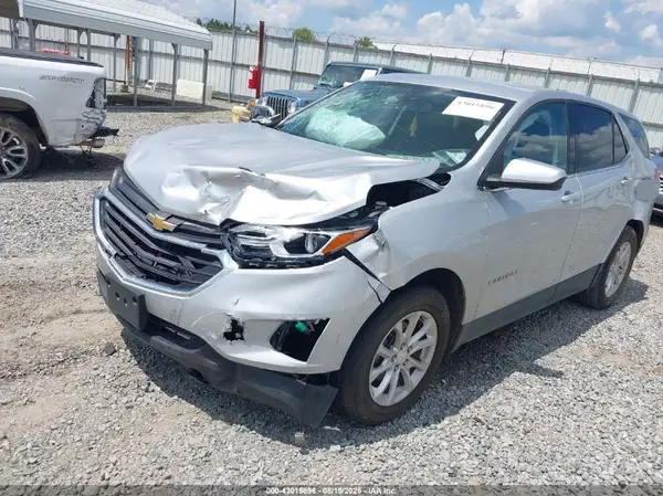 3GNAXJEV4JS583085 2018 CHEVROLET EQUINOX - Image 2