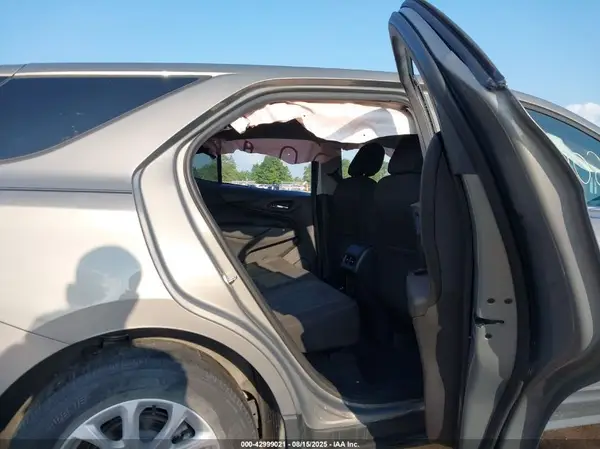 3GNAXJEV4JS595897 2018 CHEVROLET EQUINOX - Image 8