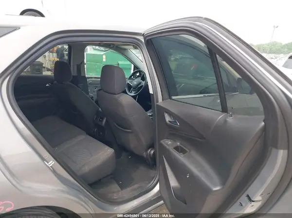 3GNAXJEV4JS603951 2018 CHEVROLET EQUINOX - Image 8