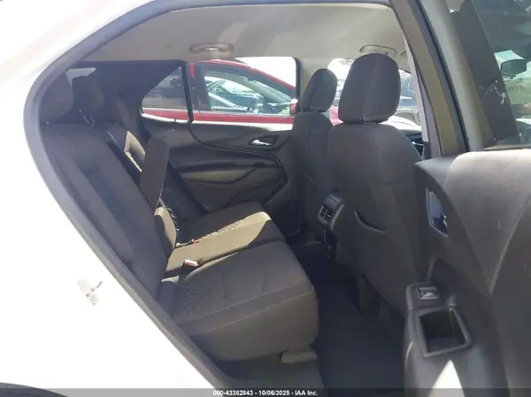 3GNAXJEV4JS615517 2018 CHEVROLET EQUINOX - Image 8