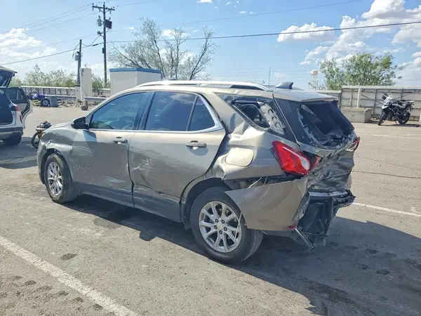 3GNAXJEV4JS632429 2018 CHEVROLET EQUINOX - Image 2