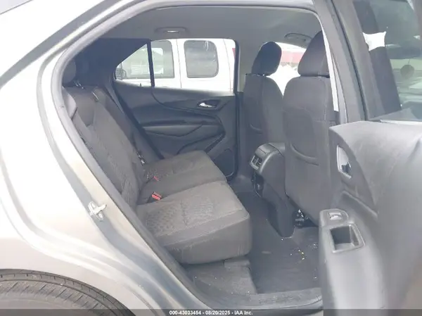 3GNAXJEV4JS638599 2018 CHEVROLET EQUINOX - Image 8