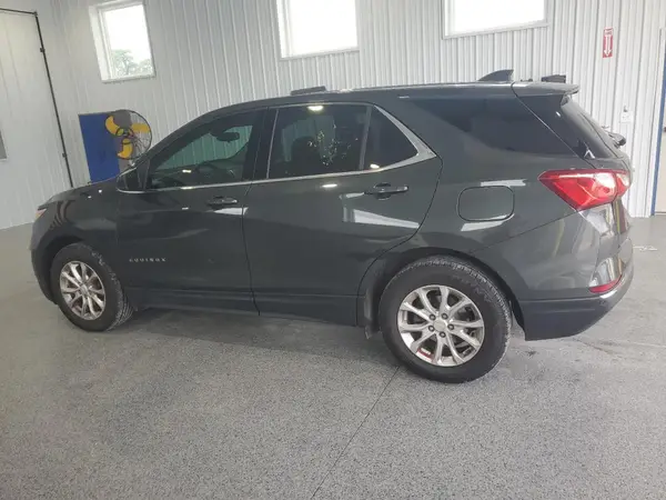 3GNAXJEV4LS543026 2020 CHEVROLET EQUINOX - Image 2