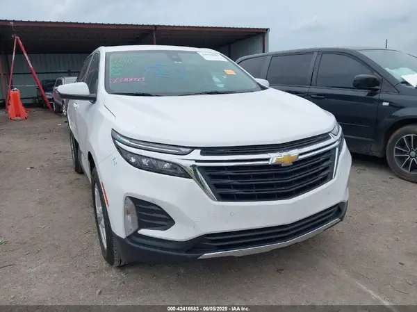 3GNAXJEV4NL132447 2022 CHEVROLET EQUINOX - Image 1