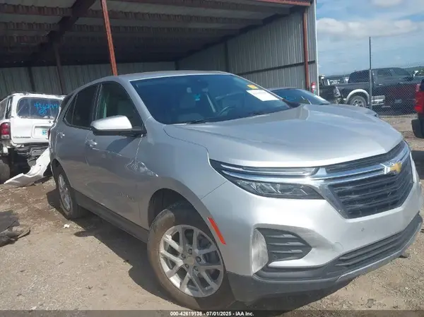 3GNAXJEV4NL134943 2022 CHEVROLET EQUINOX - Image 1