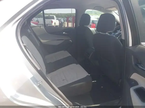 3GNAXJEV4NL134943 2022 CHEVROLET EQUINOX - Image 8
