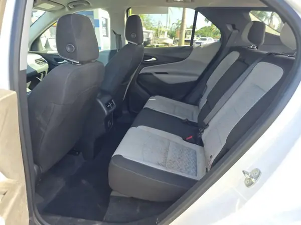 3GNAXJEV4NL142881 2022 CHEVROLET EQUINOX - Image 1