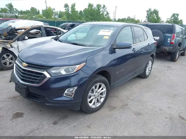 3GNAXJEV5JL104778 2018 CHEVROLET EQUINOX - Image 2