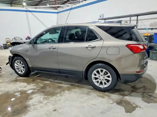 3GNAXJEV5JL117644 2018 CHEVROLET EQUINOX - Image 2