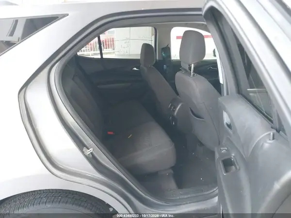 3GNAXJEV5JL118146 2018 CHEVROLET EQUINOX - Image 8