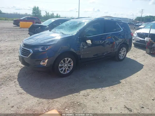 3GNAXJEV5JL127624 2018 CHEVROLET EQUINOX - Image 2