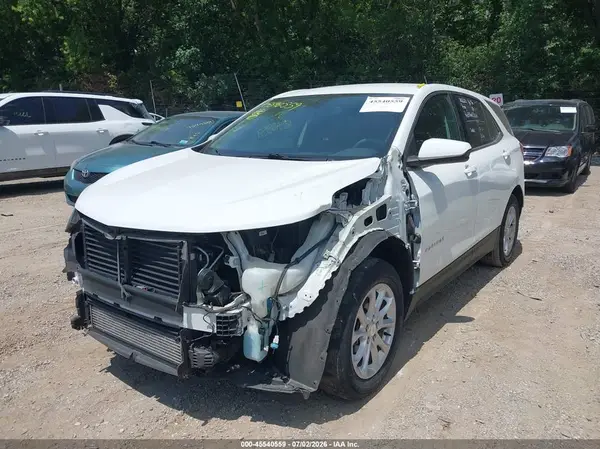 3GNAXJEV5JS505768 2018 CHEVROLET EQUINOX - Image 2