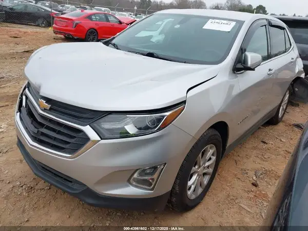 3GNAXJEV5JS574170 2018 CHEVROLET EQUINOX - Image 2