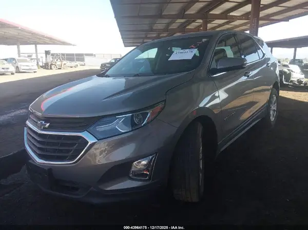 3GNAXJEV5JS580874 2018 CHEVROLET EQUINOX - Image 2