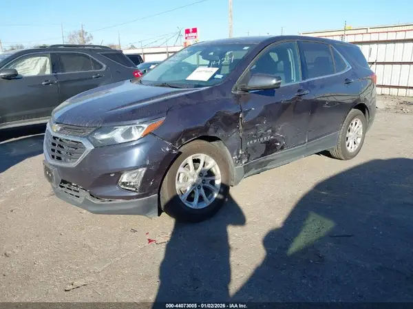 3GNAXJEV5JS621424 2018 CHEVROLET EQUINOX - Image 2
