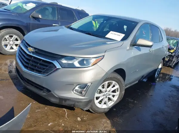 3GNAXJEV5JS647490 2018 CHEVROLET EQUINOX - Image 2