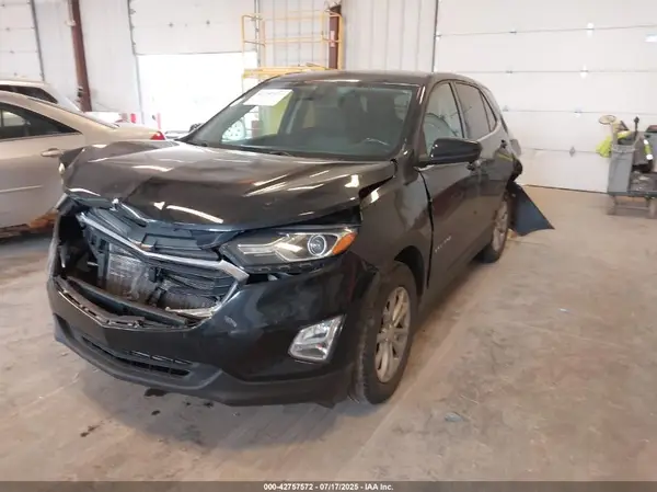 3GNAXJEV5LL263268 2020 CHEVROLET EQUINOX - Image 2