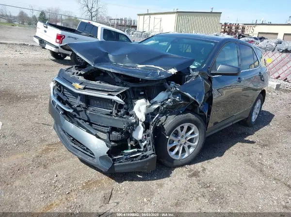 3GNAXJEV5LS500640 2020 CHEVROLET EQUINOX - Image 2
