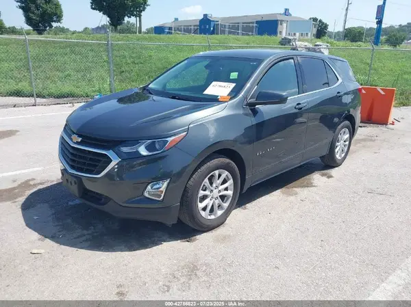 3GNAXJEV5LS525067 2020 CHEVROLET EQUINOX - Image 2