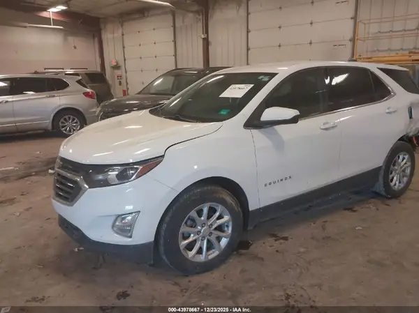 3GNAXJEV5LS610300 2020 CHEVROLET EQUINOX - Image 2