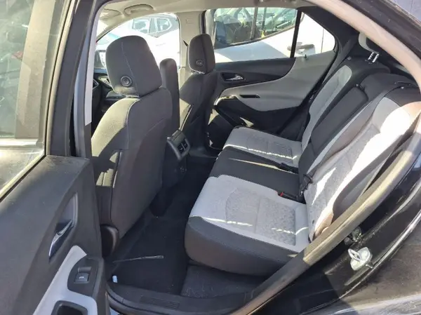3GNAXJEV5NL134272 2022 CHEVROLET EQUINOX - Image 2