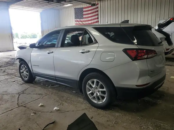 3GNAXJEV5NL175789 2022 CHEVROLET EQUINOX - Image 2