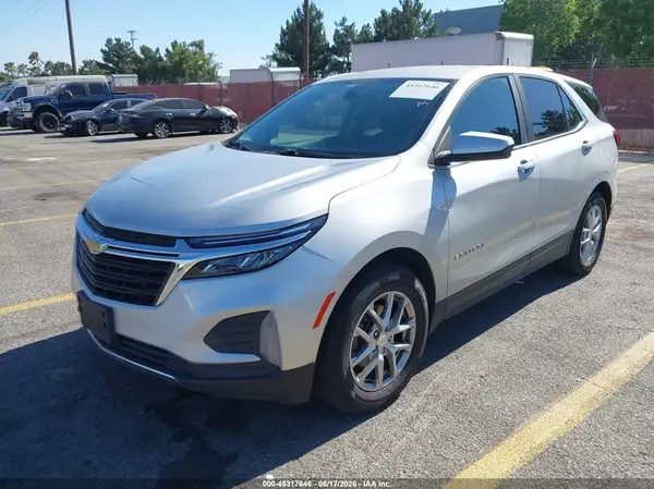 3GNAXJEV5NL224988 2022 CHEVROLET EQUINOX - Image 2