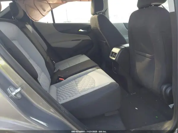 3GNAXJEV6JL115756 2018 CHEVROLET EQUINOX - Image 8