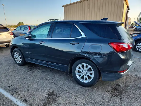 3GNAXJEV6JL335463 2018 CHEVROLET EQUINOX - Image 2