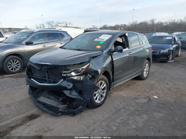 3GNAXJEV6JS569110 2018 CHEVROLET EQUINOX - Image 2