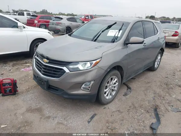 3GNAXJEV6JS582729 2018 CHEVROLET EQUINOX - Image 2