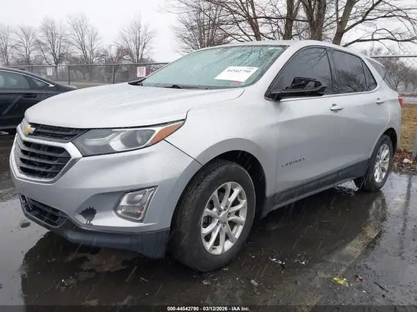 3GNAXJEV6JS583072 2018 CHEVROLET EQUINOX - Image 2