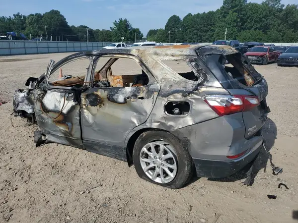 3GNAXJEV6JS619696 2018 CHEVROLET EQUINOX - Image 2