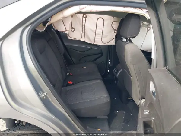 3GNAXJEV6JS621142 2018 CHEVROLET EQUINOX - Image 8