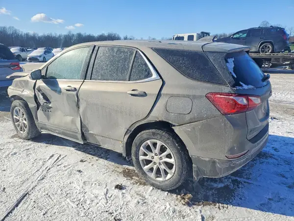 3GNAXJEV6JS628222 2018 CHEVROLET EQUINOX - Image 2