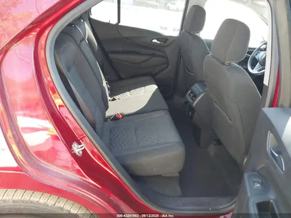 3GNAXJEV6JS645750 2018 CHEVROLET EQUINOX - Image 8