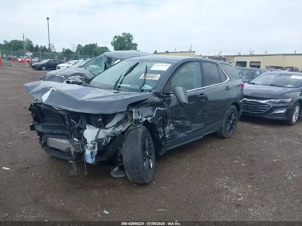 3GNAXJEV6KL286265 2019 CHEVROLET EQUINOX - Image 2