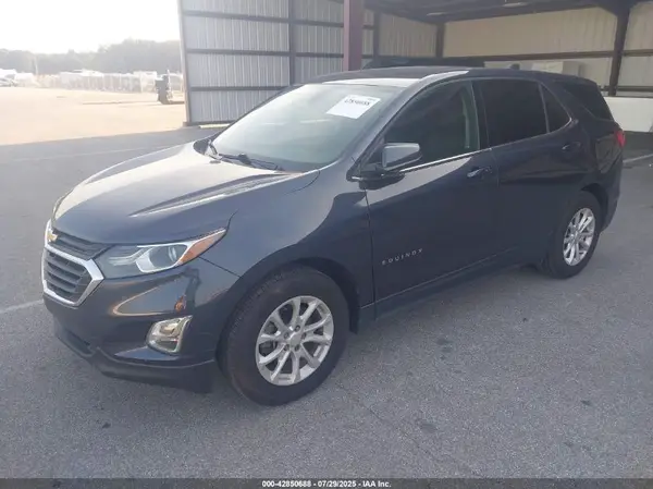 3GNAXJEV7JL118097 2018 CHEVROLET EQUINOX - Image 2