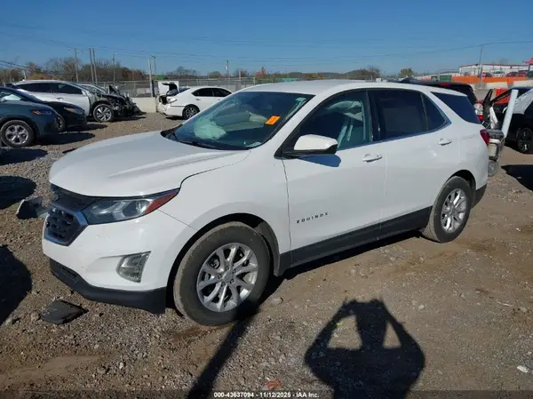 3GNAXJEV7JL164724 2018 CHEVROLET EQUINOX - Image 2