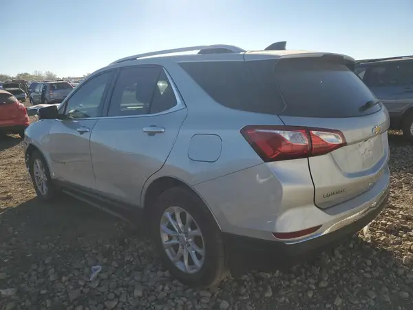 3GNAXJEV7JL275662 2018 CHEVROLET EQUINOX - Image 2