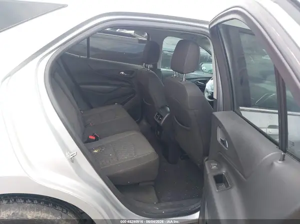 3GNAXJEV7JL377933 2018 CHEVROLET EQUINOX - Image 8