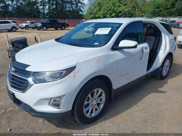 3GNAXJEV7JL398734 2018 CHEVROLET EQUINOX - Image 2