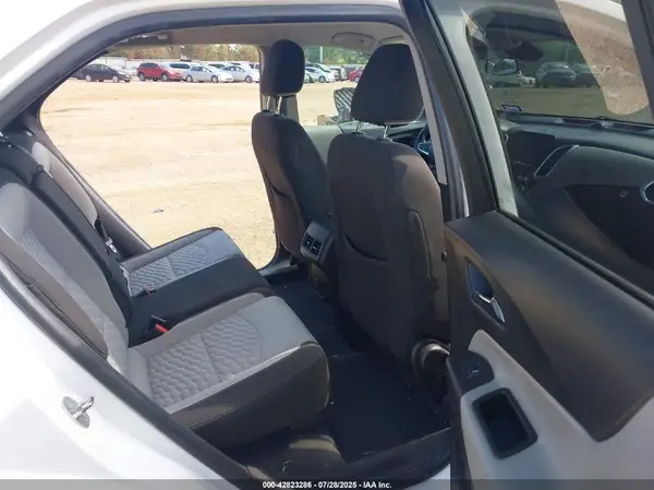 3GNAXJEV7JL398734 2018 CHEVROLET EQUINOX - Image 8