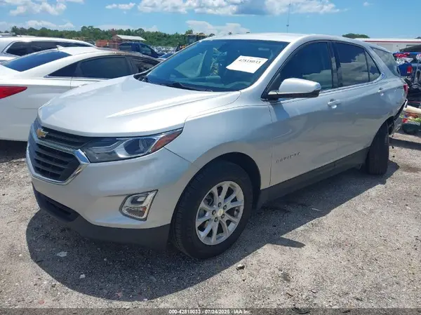 3GNAXJEV7JS502256 2018 CHEVROLET EQUINOX - Image 2