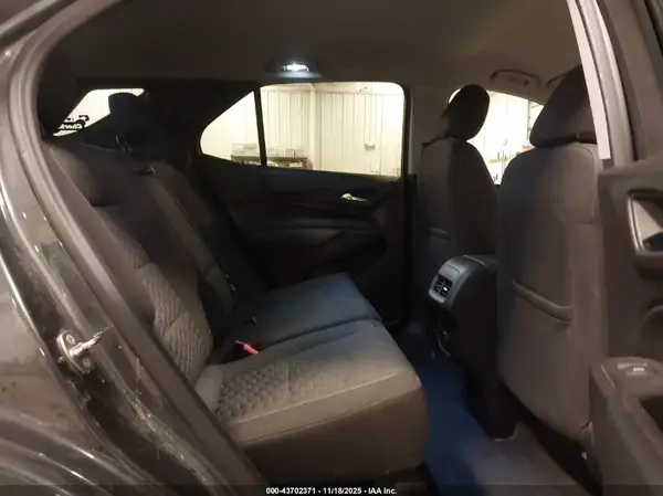 3GNAXJEV7JS524001 2018 CHEVROLET EQUINOX - Image 8