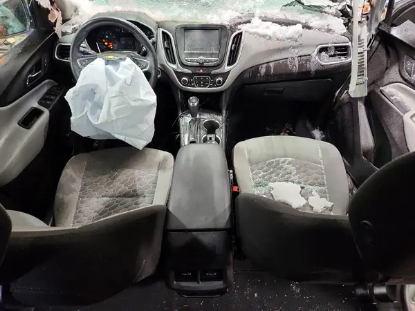 3GNAXJEV7JS543633 2018 CHEVROLET EQUINOX - Image 8