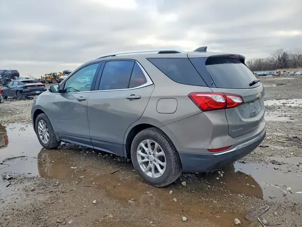 3GNAXJEV7JS543678 2018 CHEVROLET EQUINOX - Image 2